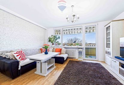 Na sprzedaż mieszkanie 3 pokojowe, os. przyjaźni !