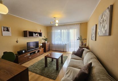 M-3 pierwsze piętro śródmieście