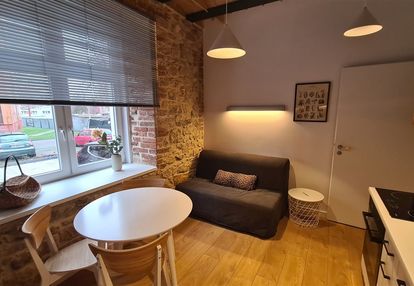 Piękne 2 pokoje z parkingiem blisko centrum nowe