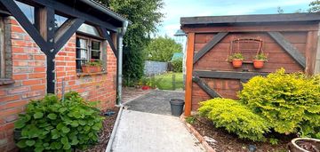 Jarosławki - klimatyczny segment z własnym ogrodem