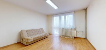 3pok. | balkon | 2 piętro | c.o. miejskie | 48m2