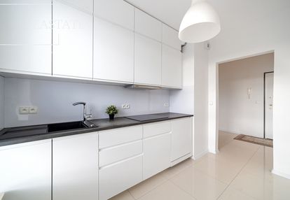 Blisko pkp/duży taras/garaż/komórka lokatorska