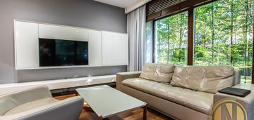 2 pokoje na parterze z garażem i ochroną, 60 m²