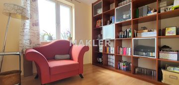 6 pokoi, dwupoziomowe mieszkanie z komórką