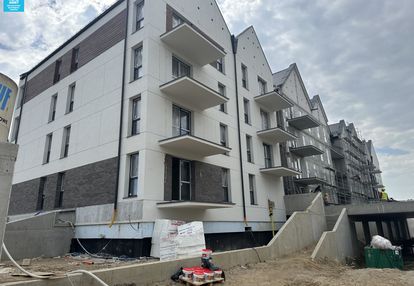 Balkon i ogrzewanie podłogowe i pomalowane