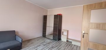 Mieszkanie po remoncie w bocznej ulicy sobięcina