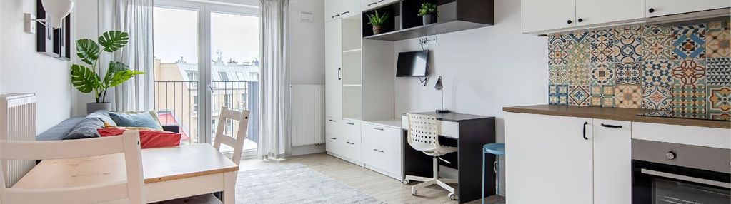 Do wynajęcia kawalerka w apartamentowcu przy rynku