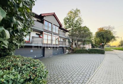 166 m2/dwa poziomy/5 pokoi/4 miejsca postojowe