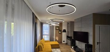 Dwupoziomowe mieszkanie w ząbkach