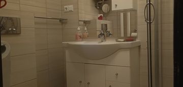 Tychy oś d 2 pok. 48,5 m2 wysoki parter z balkonem