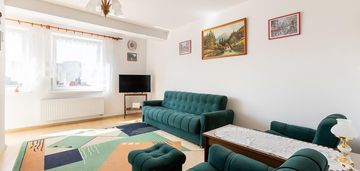 Dwa niezależne pokoje | osobna kuchnia | balkon | garaż