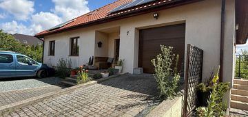 Dom 250 m2 na działce 820 m2 w długołece