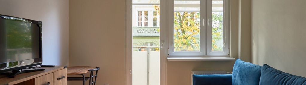Przytulna kawalerka z balkonem - jaworowa