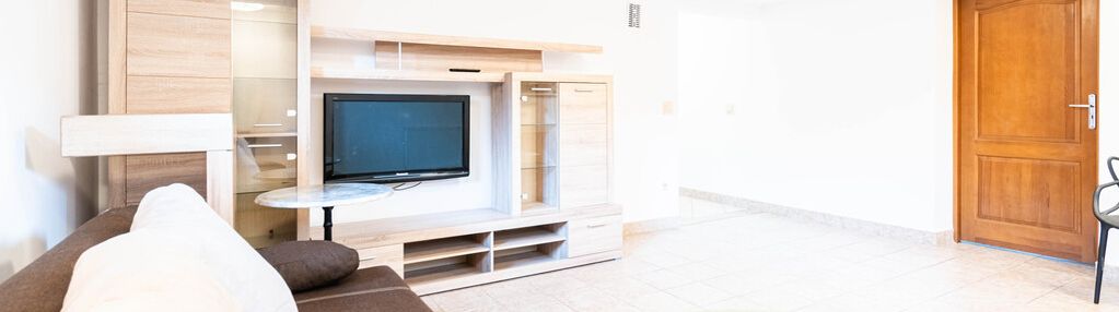 2-pok. *wola justowska*parking, 2 łazienki, sauna