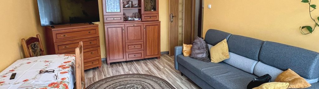 I piętro - 2 pokoje z balkonem od południa