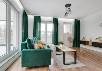 4 pokojowe mieszkanie z tarasem i balkonem