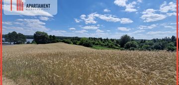 Duża działka nad jeziorem ostrówieckim.