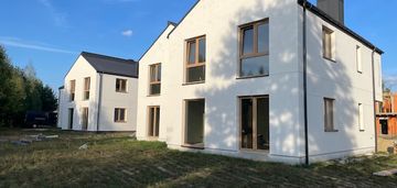 Ostatnidomy na zamkniętym osiedlu