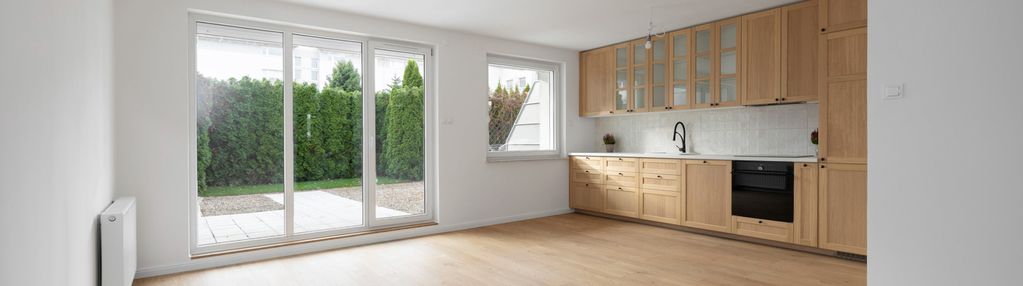 Przestronne mieszkanie z ogródkiem!