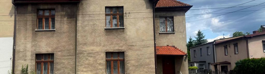 Dom dwurodzinny – 210 m² | garaż |strych | piwnica