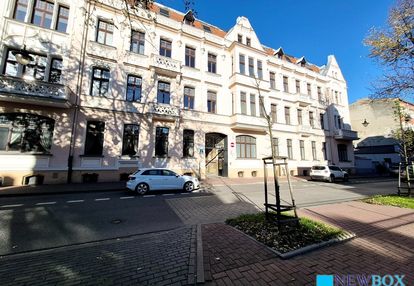 Kamienica, 2 kawalerki dla inwestora, katedralna 8