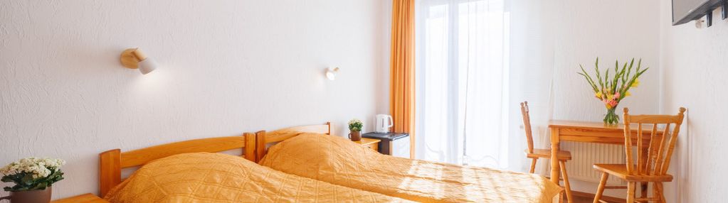 Pensjonat w krynicy morskiej 324 m2 - 13 pokoi