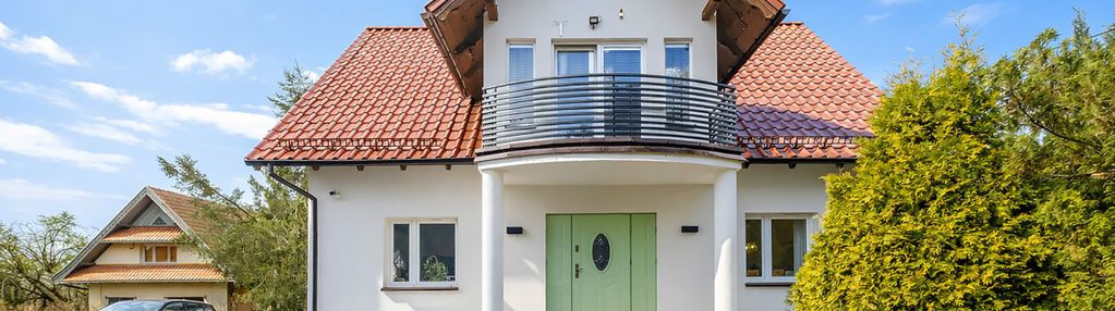 Dom wolnostojący | taras, fotowoltaika | straszyn