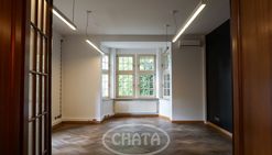 Biurowiec ,wysoki standard-pod działalność it