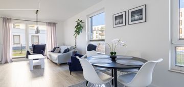 Dwupokojowe mieszkanie z ogrodem i parkingiem