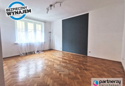 Przestronne 2 osobne pokoje z miejscem postojowym