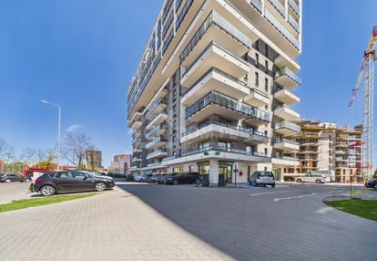 Kielczanka/ 2 pokoje/ 2 miejsca parkingowe