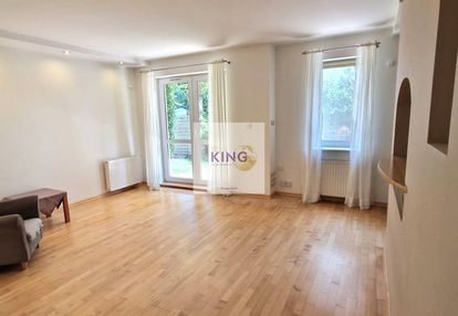 3 pokoje z ogródkiem + 2 miejsca postojowe