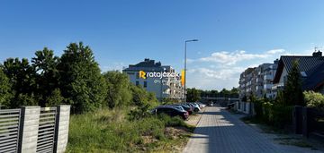 Mieszkaniowo-usługowa | pum 1250 m²