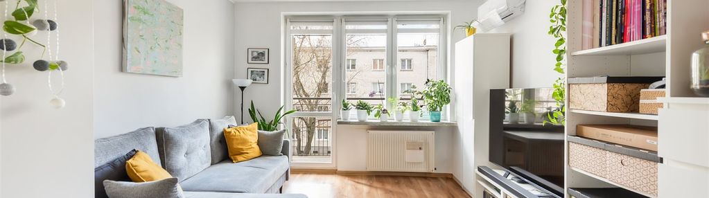 Metro|plac bankowy|cicho|2 pok.|parking|niski blok