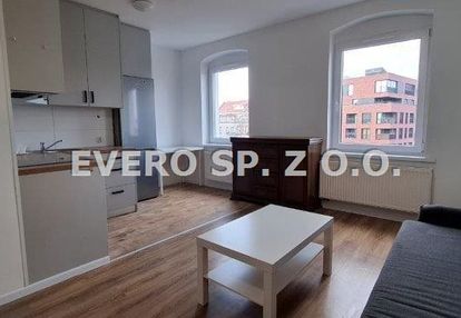 Śródmieście, 2 pokoje ul.jedności narodowej