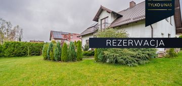 Kameralny wolnostojący dom w borowinie - 6 pokoi!