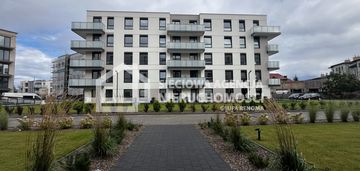 3 pok rumia z miejscem w hali garażowej i komórką
