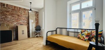 Kawalerka z oddzielną sypialnią / pierwszy najemca