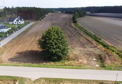 Kształtna działka z dobrym dojazdem