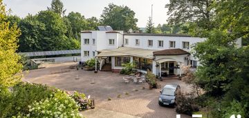 Piękna działka 1,6ha z pensjonatem i starodrzewem