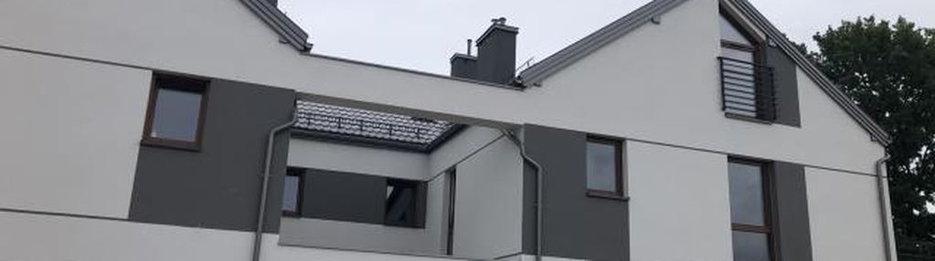 Przestronny segment ze strychem