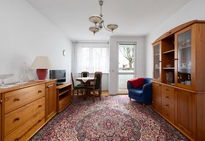 2 pokoje i oddzielna kuchnia i blisko centrum