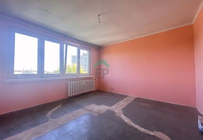 Na sprzedaż 2-pokojowe mieszkanie z dużym balkonem