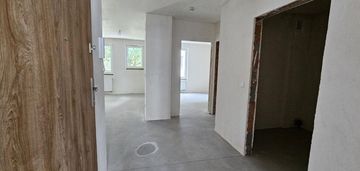 4-pokojowe mieszkanie na bielanach