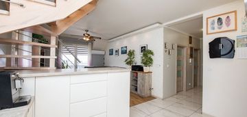 5 pok. bartąska, dwupoziomowe, winda, 2 łazienki