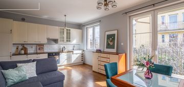 Jasne mieszkanie otoczone zielenią