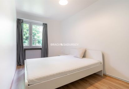 M2 w bezpośrednim sąsiedztwie solnego miasta