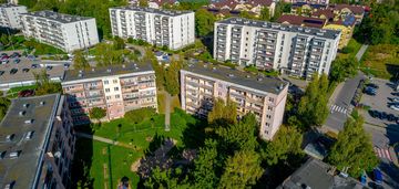 Mroza 26 - 1 piętro, z potencjałem na 4 pokoje