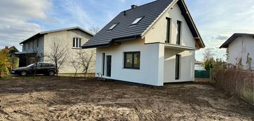 Dom wolnostojący w cenie mieszkania działka 402m2