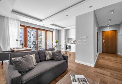 Przestronny apartament w sercu woli! | 3 pokoje